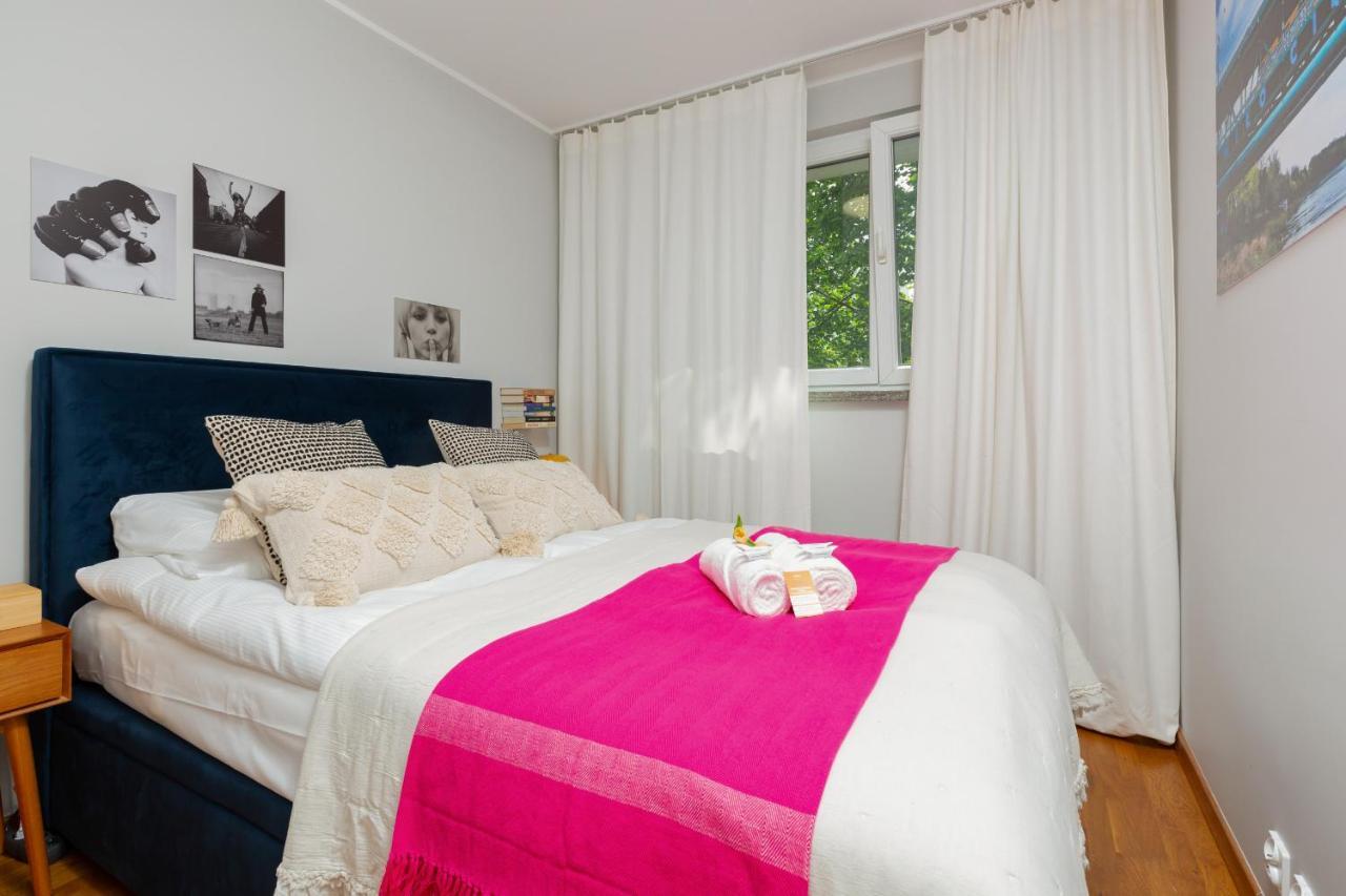 Central Apartment Solec Wilanowska By Noclegi Renters Varsovia Exterior foto